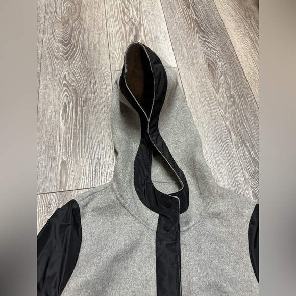 Alexander Wang Gray and Black Hooded Coat - Picture 5 of 13